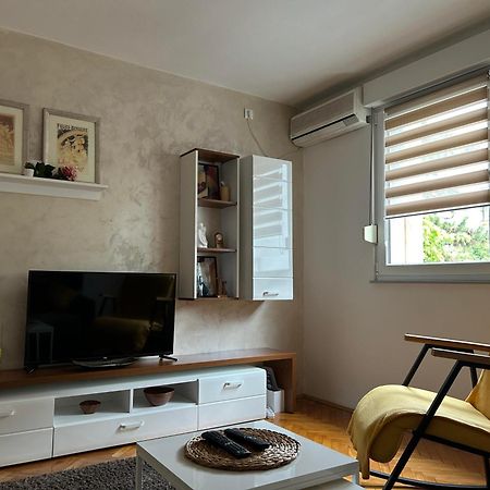 Martina Lux Apartment เบลเกรด ภายนอก รูปภาพ